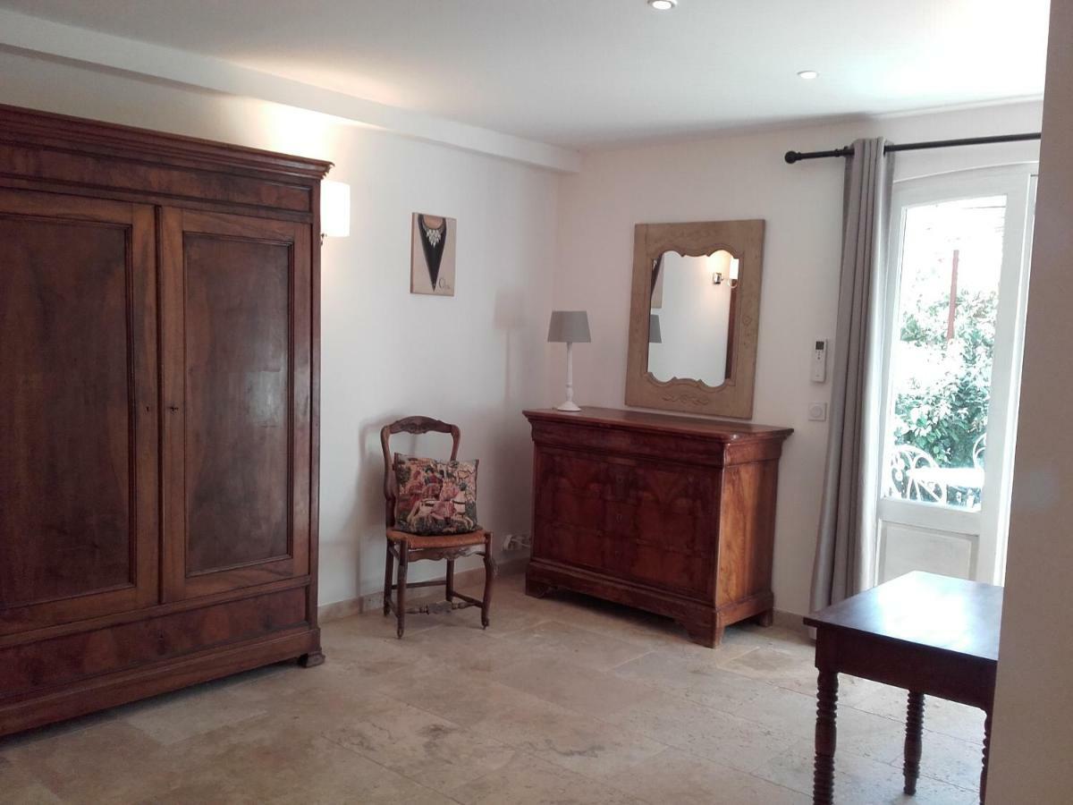 Studios Domaine L'Oliveraie لو كاستليت المظهر الخارجي الصورة